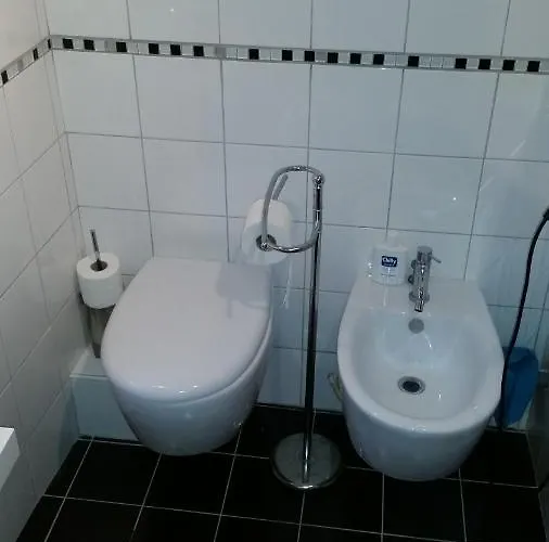 Private Flat By Old Town, Shops * Bari